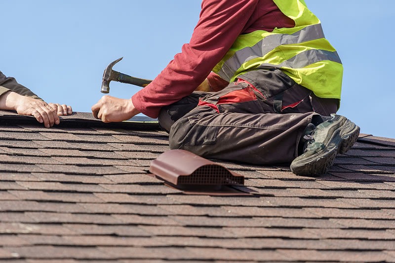 Oak Ridge Roofing Contractors: Services That Protect Your Home