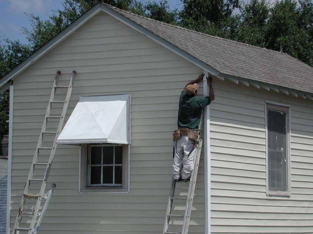 Choosing the Right Siding Contractor in Overland Park: What to Know
